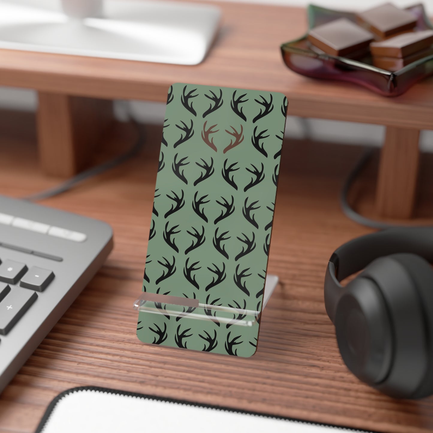 Antler Antics Smartphone Stand