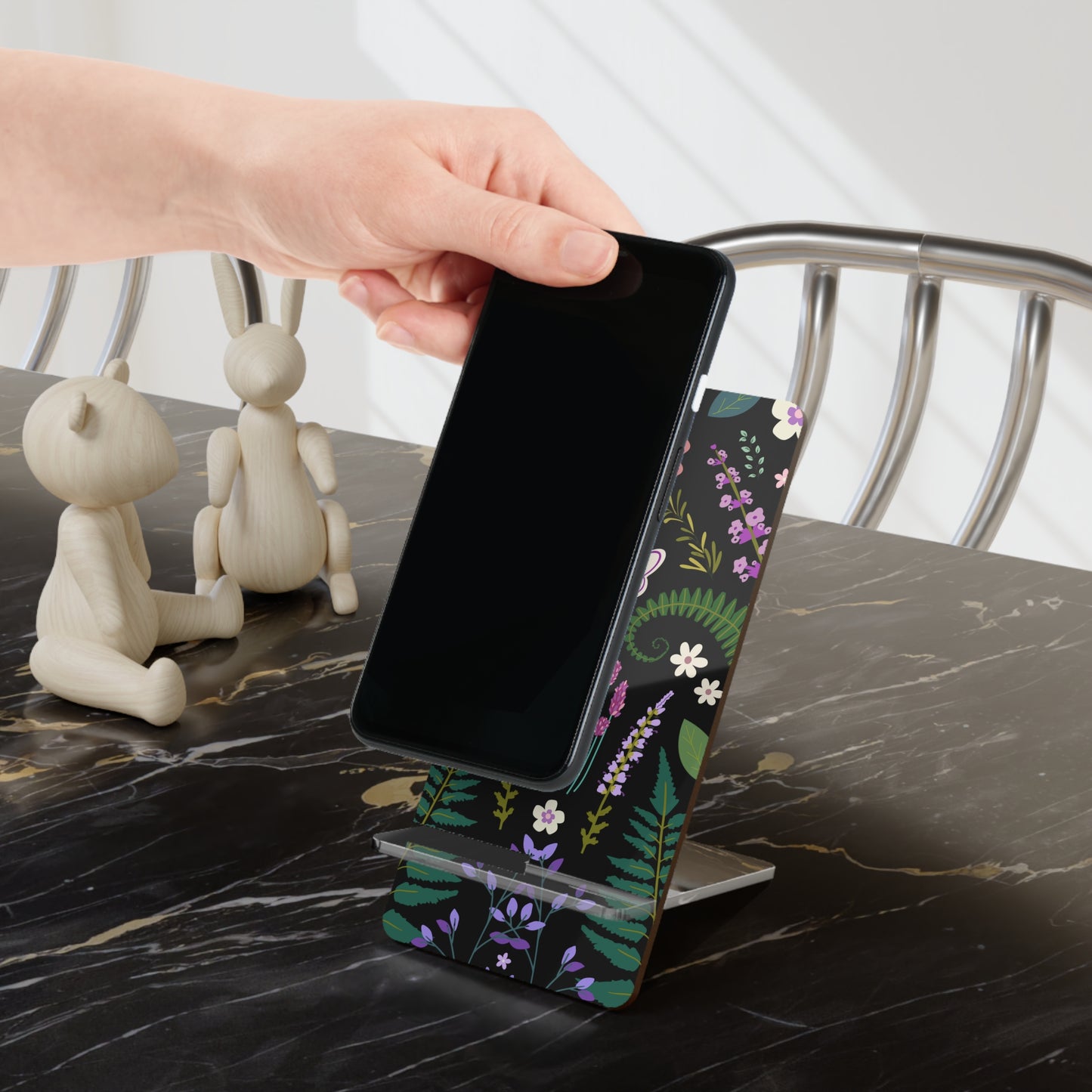 BotaniBloom Smartphone Stand