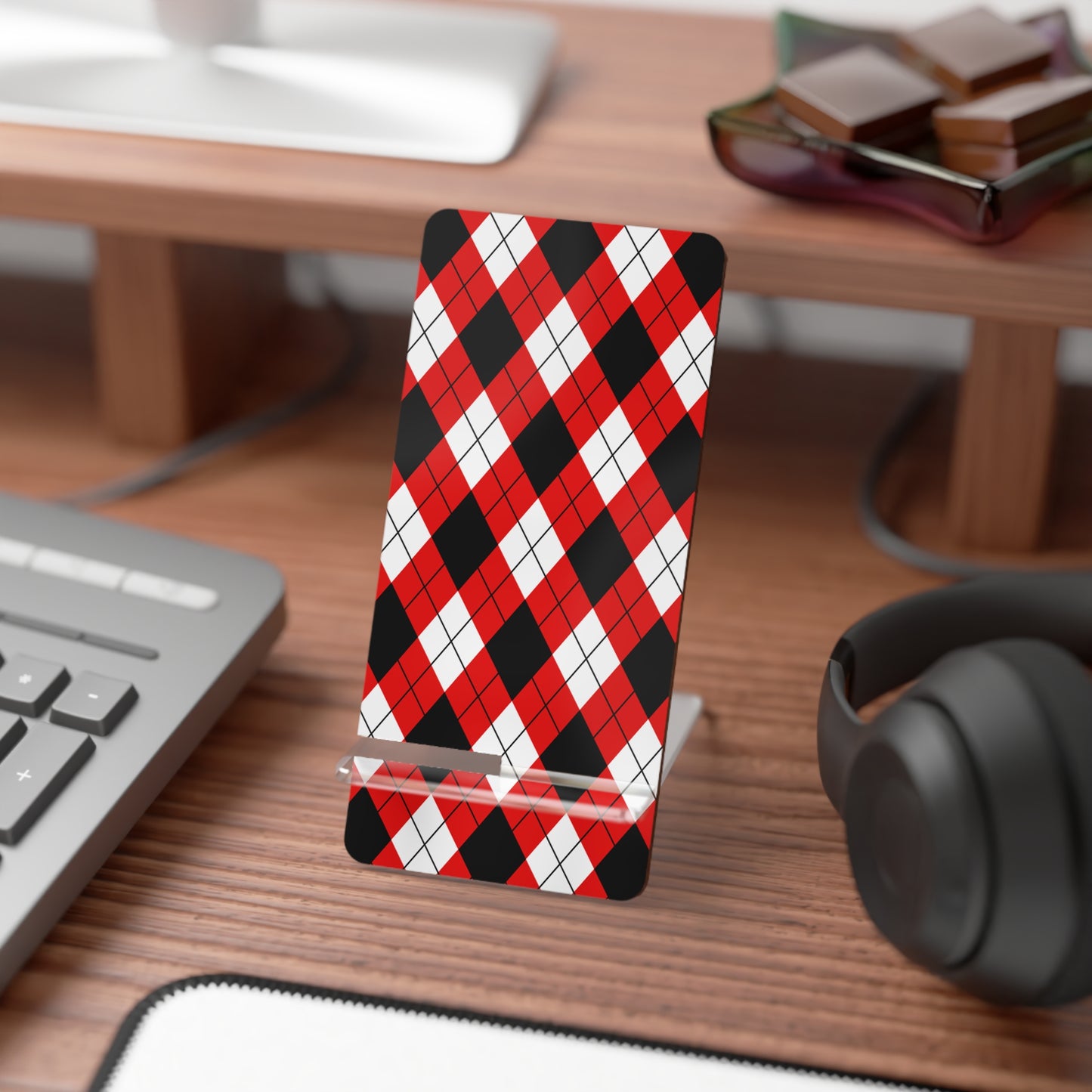 Red & Black Argyle Smartphone Stand