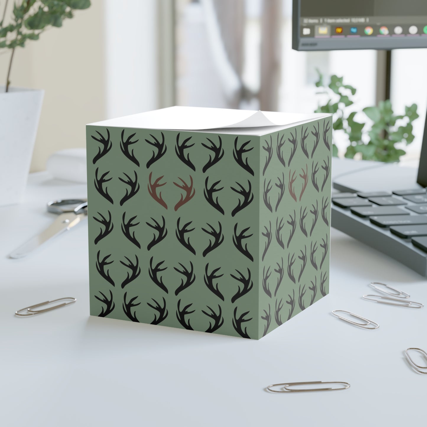 Sticky Note Cube, Antler Antics