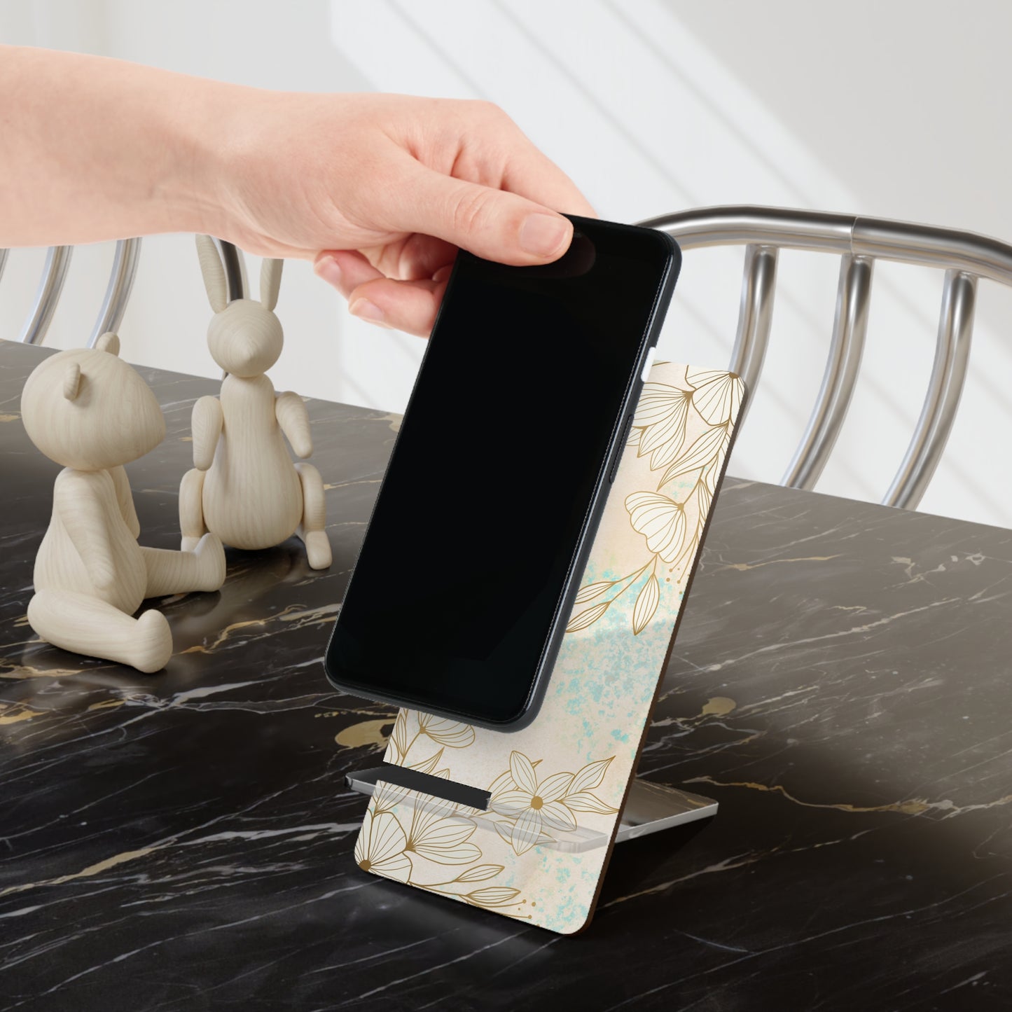 Harmony Smartphone Stand