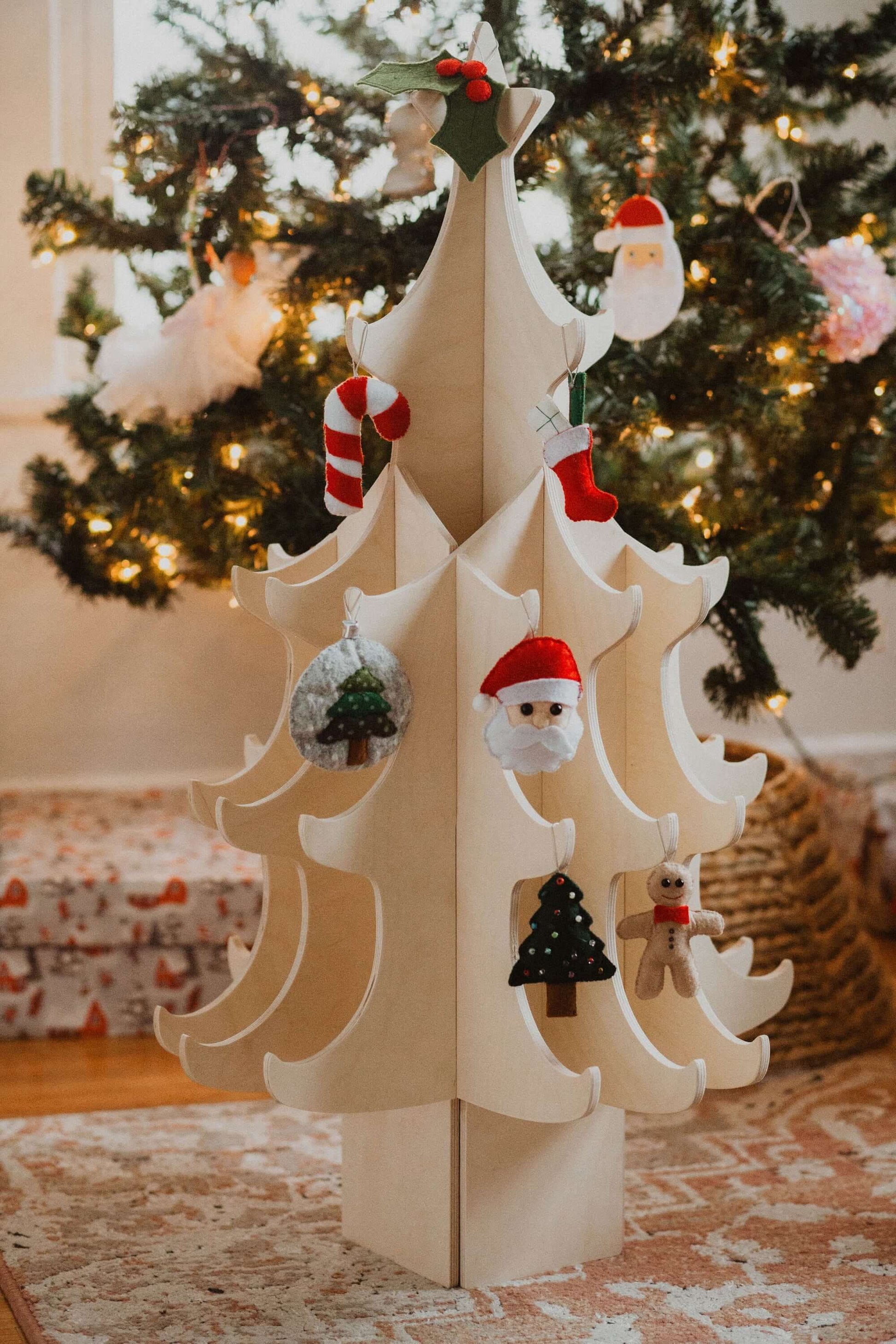 Wooden Christmas Tree & Felt Ornaments-1