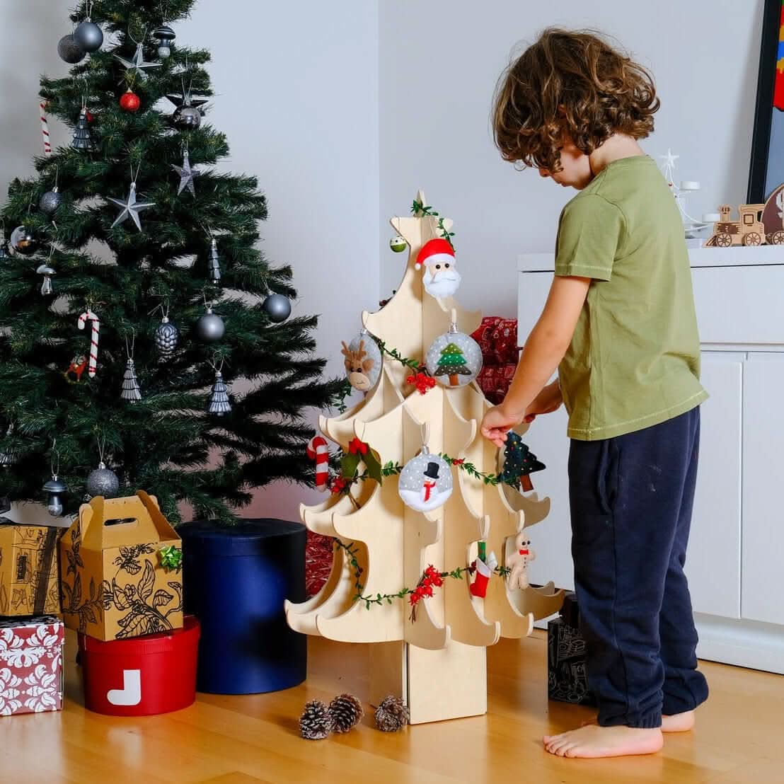 Wooden Christmas Tree & Felt Ornaments-0