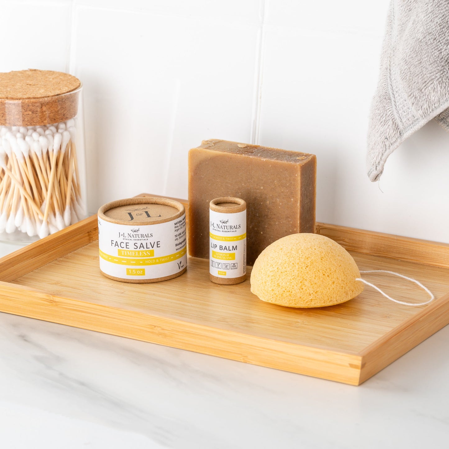 Essentials Skin Regimen Kit (4-Piece Set)-7